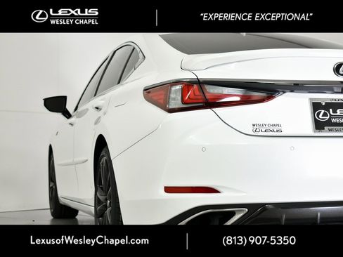Used 2022 Lexus ES 350 F Sport image 9