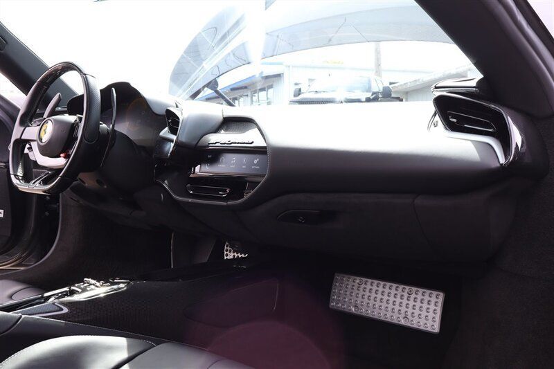 Used 2021 Ferrari SF90 Stradale AWD/4WD image 28