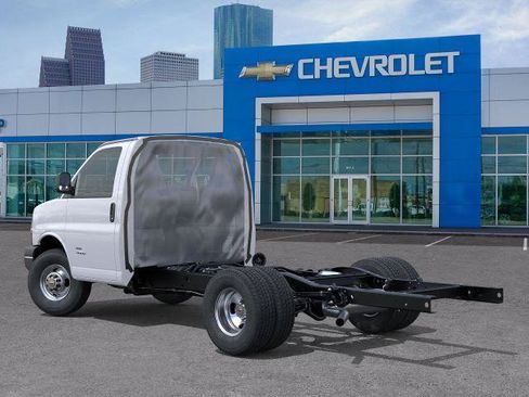 New 2025 Chevrolet Express 3500 w/ Ambulance Package RWD image 3