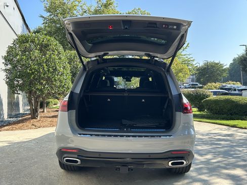 Certified 2025 Mercedes-Benz GLS 450 4MATIC image 9