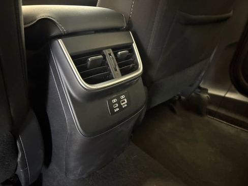 Used 2023 Subaru Outback Premium AWD/4WD image 24