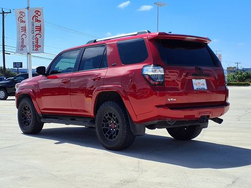 Used 2024 Toyota 4Runner SR5 Premium RWD image 6