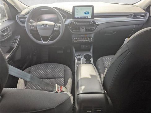 New 2025 Ford Escape Active w/ Cold Weather Package image 15