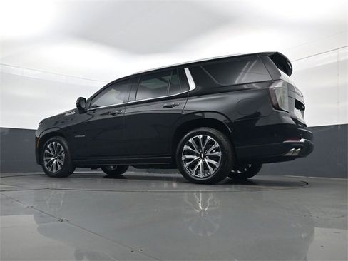 Certified 2025 Chevrolet Tahoe High Country image 28