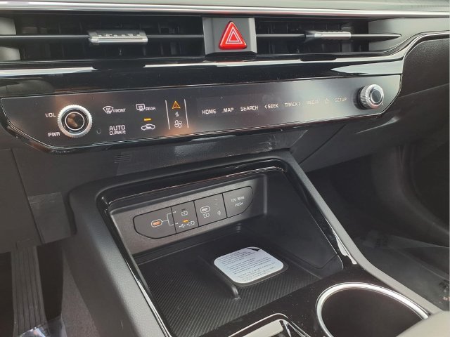 New 2026 Kia K5 GT-Line w/ GT-Line Premium Package FWD image 18