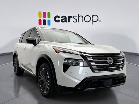 Used 2025 Nissan Rogue Platinum w/ Tech Package AWD/4WD image 7