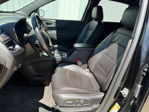 Used 2022 Chevrolet Equinox RS w/ RS Leather Package FWD image 11