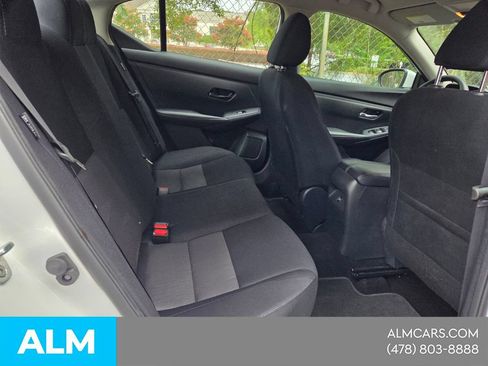 Used 2024 Nissan Sentra SV FWD image 15
