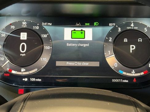 New 2026 Land Rover Range Rover Long Wheelbase SE AWD/4WD image 18