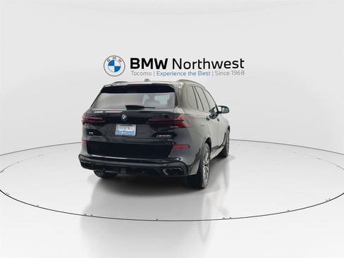 New 2026 BMW X5 M60i w/ Climate Comfort Package image 2