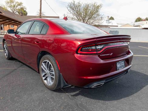 Used 2019 Dodge Charger SXT w/ Plus Group image 6