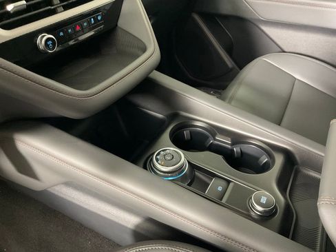 New 2026 Ford Explorer Active w/ Active Comfort Package RWD image 20