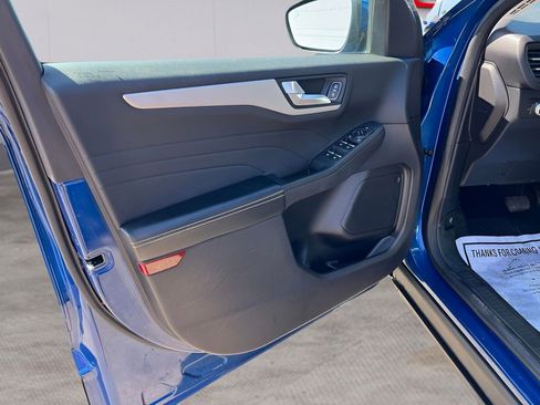 Used 2022 Ford Escape SEL image 10