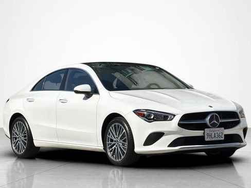 Used 2023 Mercedes-Benz CLA 250 image 7