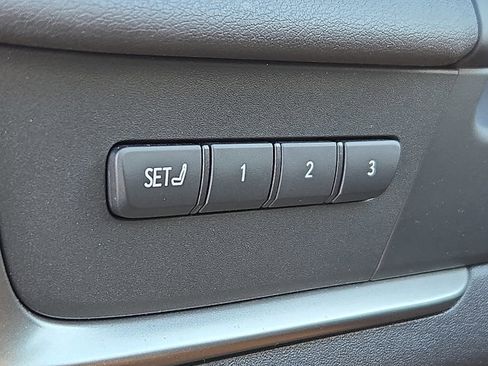 Used 2023 Lexus RZ 450e Premium image 24