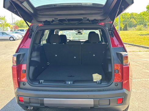 New 2026 Jeep Cherokee Laredo AWD/4WD image 13