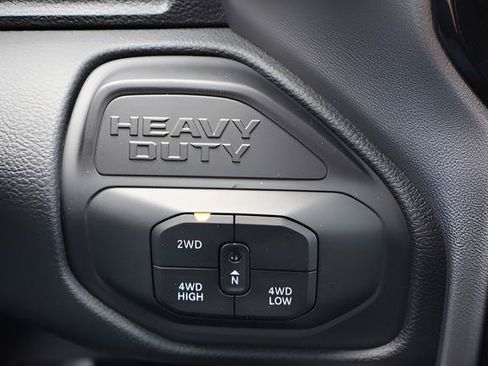 New 2026 RAM 2500 Limited AWD/4WD image 19