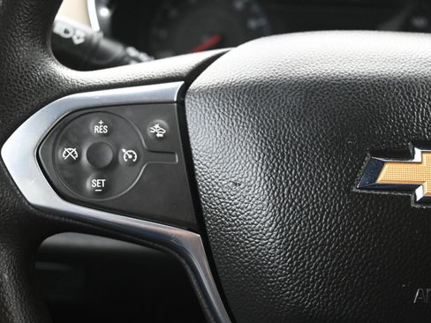 Certified 2023 Chevrolet Traverse LS image 10