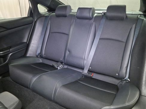 Used 2020 Honda Civic Sport image 10