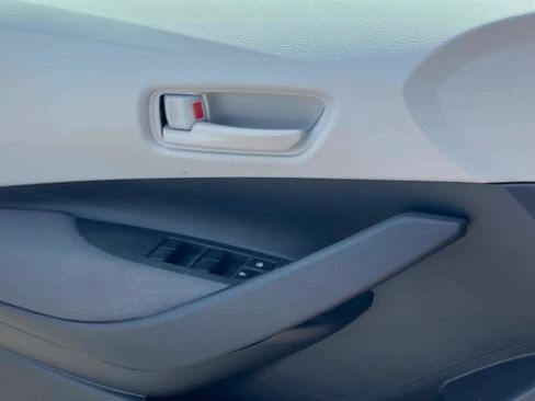 Used 2024 Toyota Corolla LE image 14