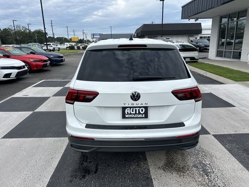 Used 2024 Volkswagen Tiguan S FWD image 4