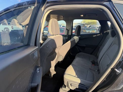 Used 2020 Ford Escape S image 22
