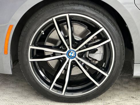Certified 2023 BMW 330e w/ M Sport Package image 11