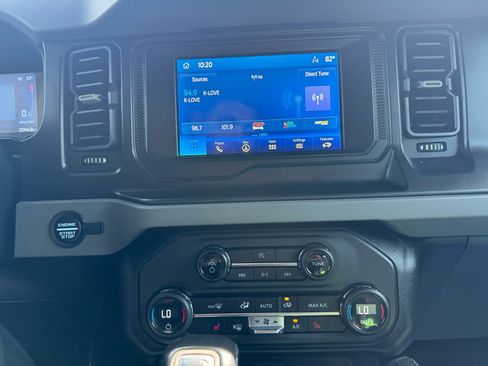 Used 2021 Ford Bronco Big Bend w/ Sasquatch Package AWD/4WD image 17