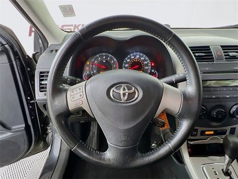 Used 2010 Toyota Corolla S image 12