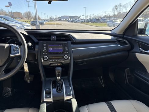 Used 2020 Honda Civic LX image 29
