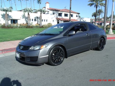 Used 2010 Honda Civic LX image 5