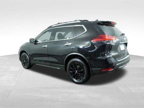 Used 2017 Nissan Rogue SV w/ Midnight Edition Package AWD/4WD image 8