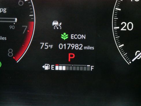 Certified 2025 Honda HR-V Sport image 22