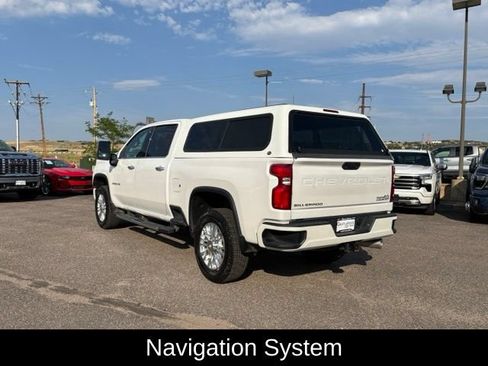 Used 2022 Chevrolet Silverado 2500 High Country w/ Technology Package AWD/4WD image 3