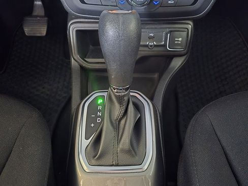 Used 2022 Jeep Renegade Sport w/ Sport Appearance Group image 23