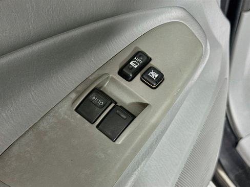 Used 2011 Toyota Tacoma PreRunner w/ TRD Sport Pkg RWD image 17