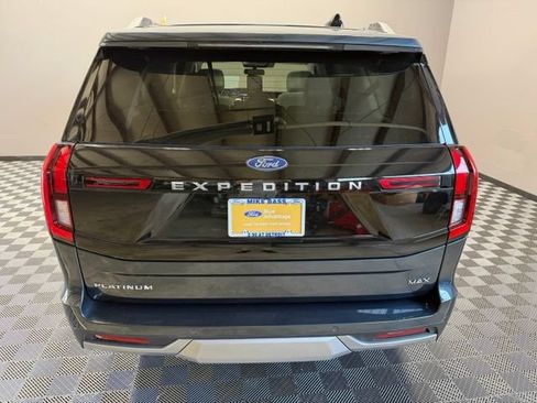 Used 2025 Ford Expedition Max Platinum w/ Driver's Package AWD/4WD image 11