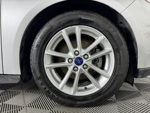 Used 2016 Ford Focus SE image 42