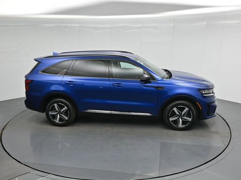 Used 2021 Kia Sorento EX image 56