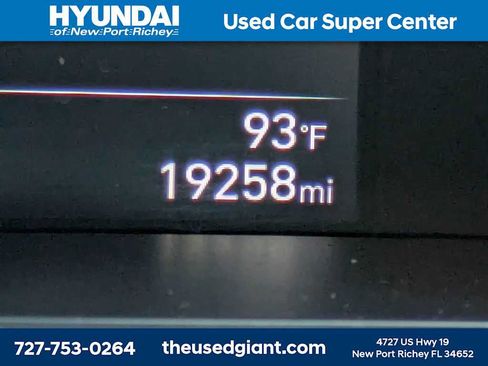 Used 2023 Hyundai Elantra SE FWD image 28