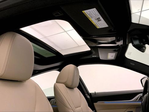 Certified 2023 BMW i4 eDrive35 RWD image 25