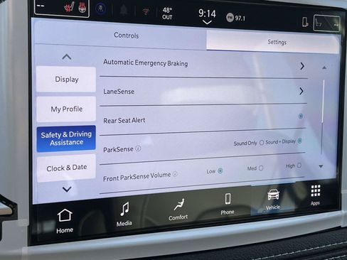 New 2026 Chrysler Pacifica Select FWD image 13