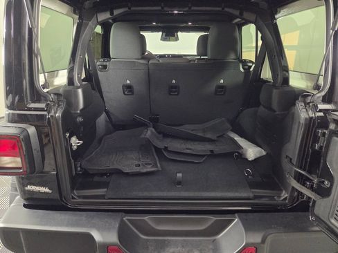 Used 2026 Jeep Wrangler Unlimited Sport AWD/4WD image 28