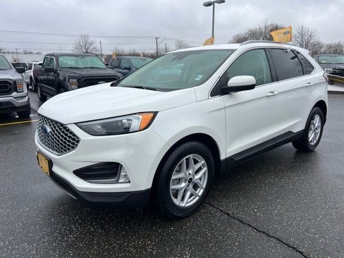 Certified 2023 Ford Edge SEL w/ Convenience Package AWD/4WD image 3