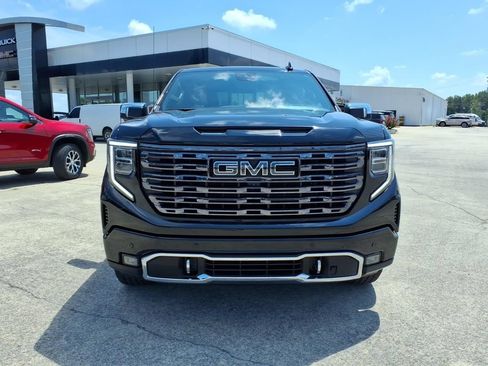 Used 2025 GMC Sierra 1500 Denali Ultimate AWD/4WD image 2