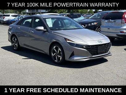 Used 2023 Hyundai Elantra SEL w/ Convenience Package