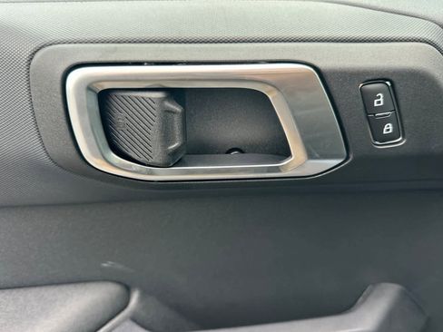 New 2025 Ford Bronco Big Bend image 9