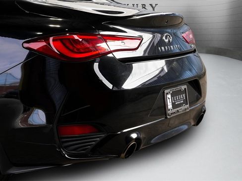 Used 2019 INFINITI Q60 3.0t Luxe w/ Essential Package image 15