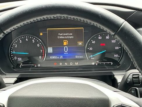Used 2021 Ford Explorer XLT w/ Equipment Group 202A AWD/4WD image 14
