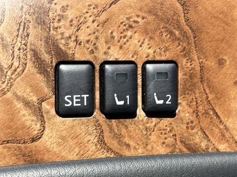 Used 2024 Nissan Armada SL image 33